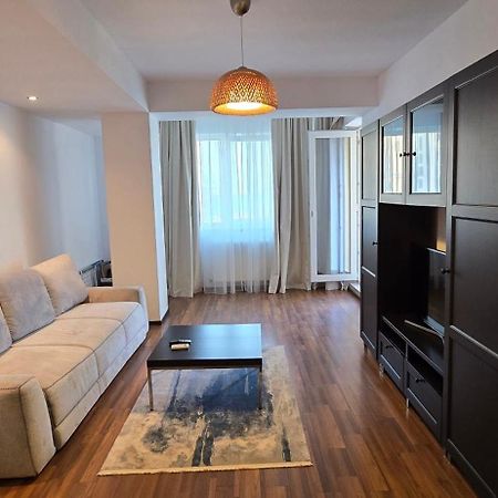 Apartment Summerland Mamaia Buitenkant foto